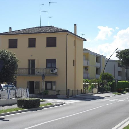 Casa Armanda Apartment Bibione Bagian luar foto