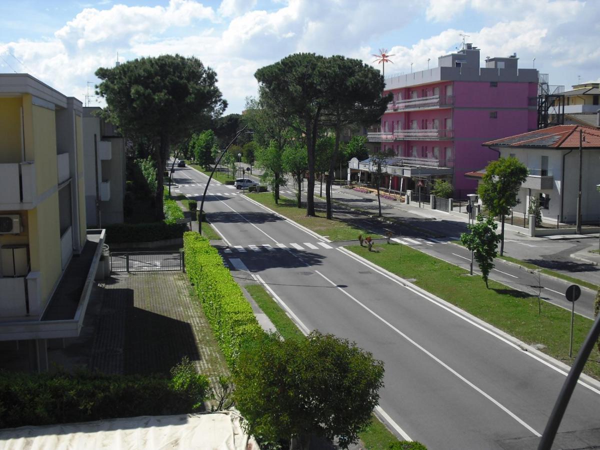 Casa Armanda Apartment Bibione Bagian luar foto