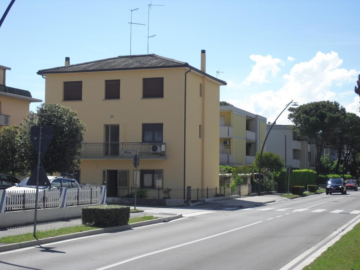 Casa Armanda Apartment Bibione Bagian luar foto
